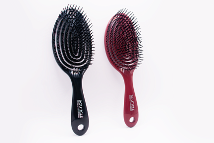 Bouticle FLEXIBLE HAIRBRUSH Профессиональная гибкая расческа д/волос с двойными зубьями, черная 1 шт